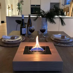 Tenderflame Holly Black Oak